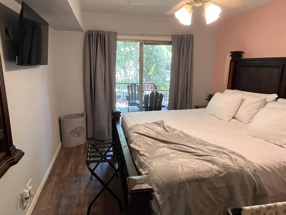 Healing Haven King Bed Suite Dallas Buitenkant foto